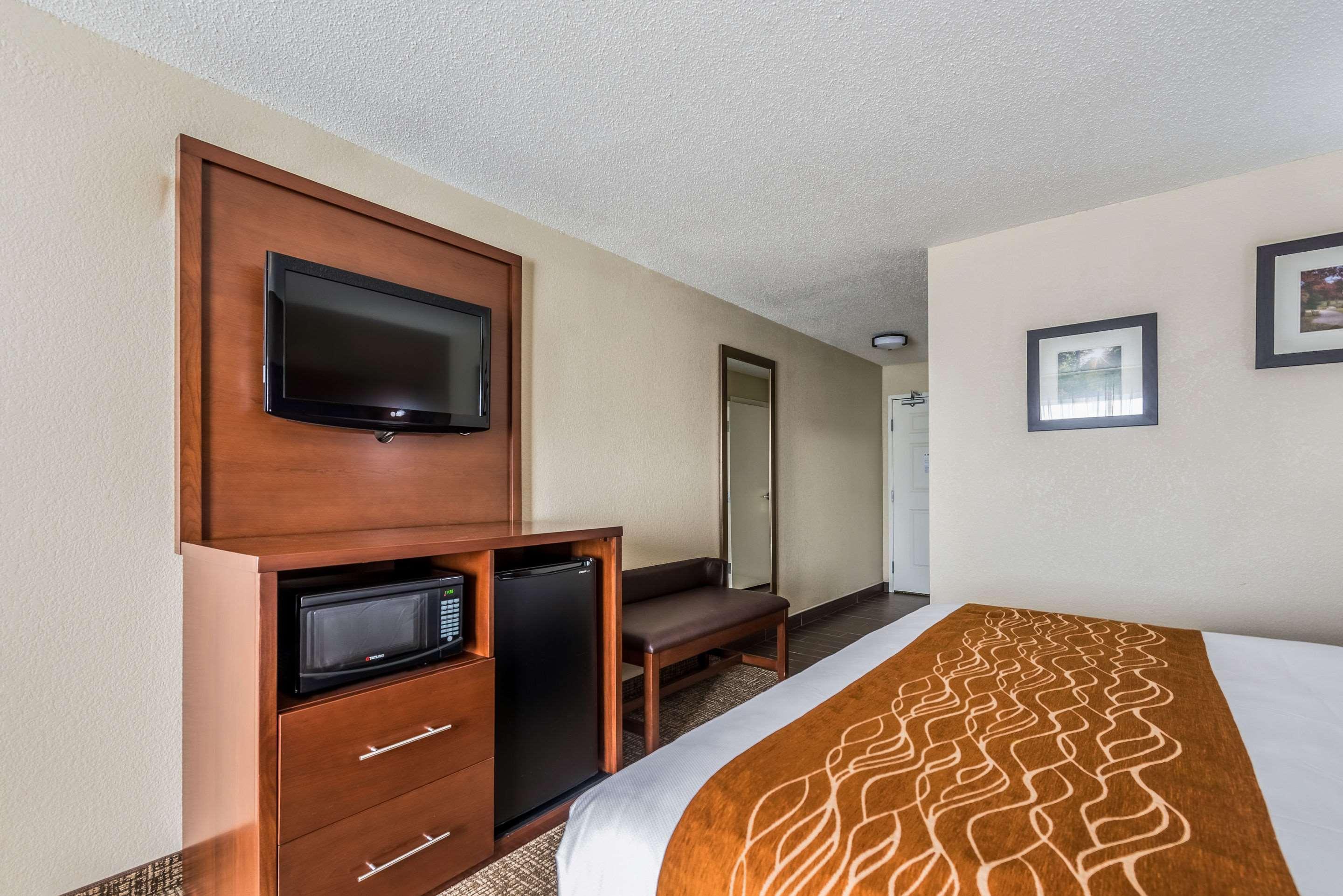 Comfort Inn & Suites Dayton North Dış mekan fotoğraf